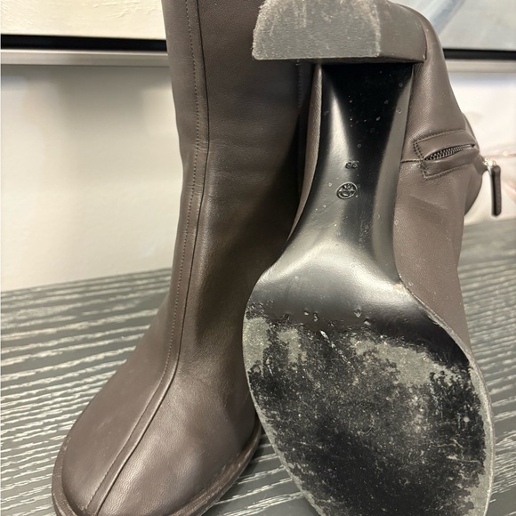 The Row Leather Ankle Boots - Picture 2 of 9